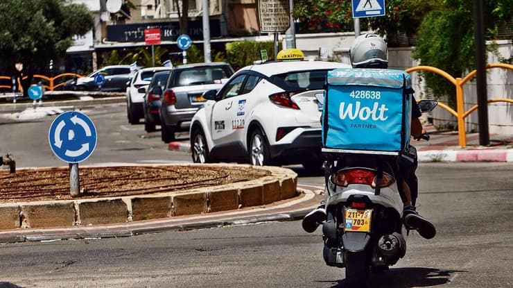 תל אביב - בראש טבלת המזמינות. שליח וולט, ארכיון (צילום: גיל נחושתן) שליח וולט