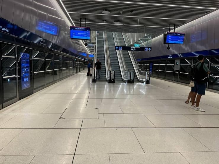 ארכיון (צילום: דן רבן ) הקו האדום של הרכבת הקלה בגוש דן "דנקל״ חוגג שנה לפתיחתו