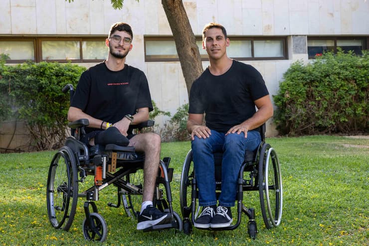 מסחייב (משמאל) ביוני 2024 (צילום: טל שחר) שמוליק דניאל ודוד רבייב