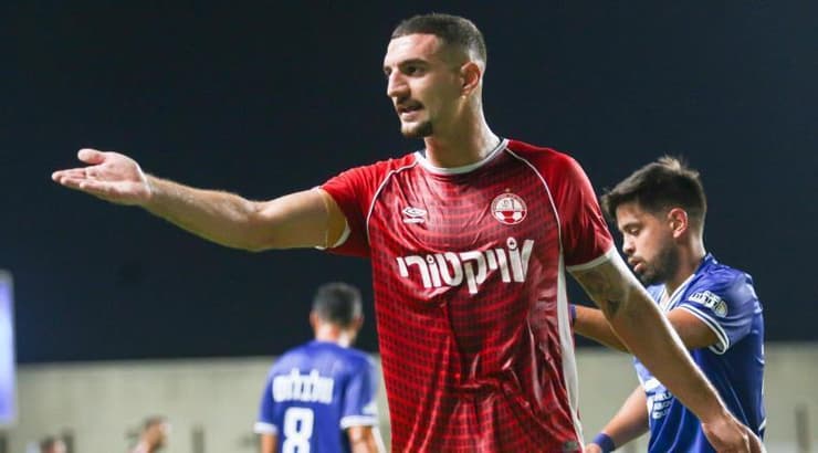 מחכה לחלוצים של מכבי חיפה. אור בלוריאן (שחר גרוס, ONE) מחכה לחלוצים של מכבי חיפה. אור בלוריאן