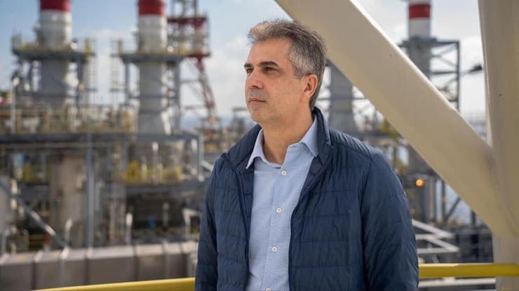 שר האנרגיה אלי כהן ( אסף מגן / לע״מ) השר אלי כהן בביקור באסדה בחודש פברואר האחרון