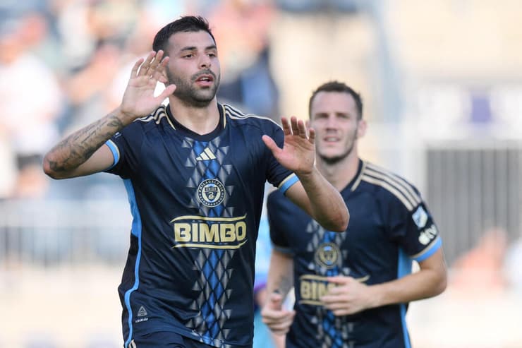 פילדלפיה צנועה, אך הישגית. בריבו (John Jones/Reuters) שחקן פילדלפיה יוניון תאי בריבו