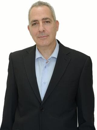 עו"ד צבי שוב (צילום: ליאת מנדל) עו"ד צבי שוב