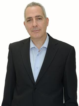 עו"ד צבי שוב