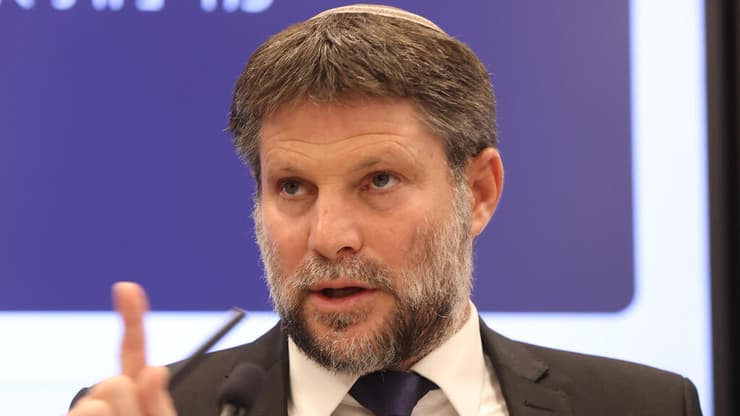 בצלאל סמוטריץ' 