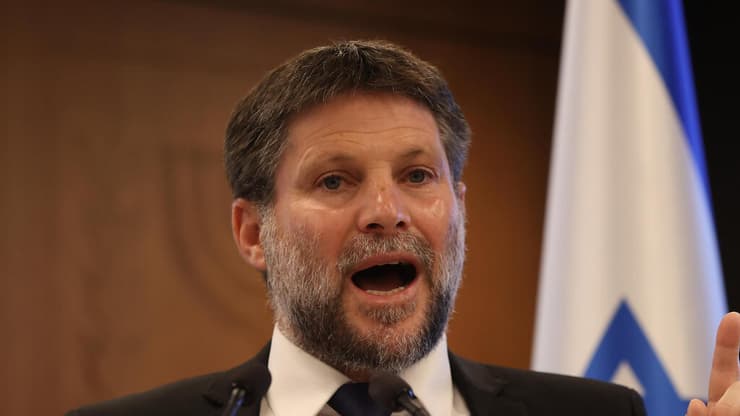 בצלאל סמוטריץ' 