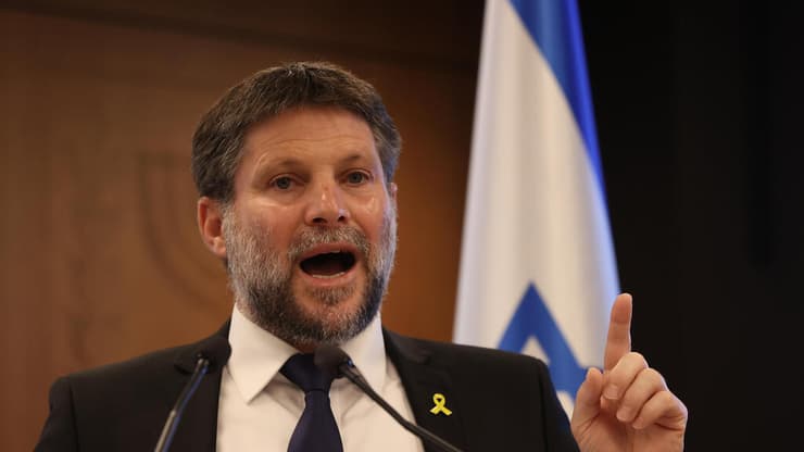 בצלאל סמוטריץ' 