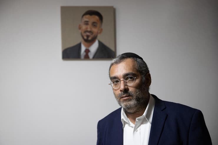 "הוא עבר את כל המסלול הקשוח הזה בשביל להשאיר כאן סיפור". אלחנן דנינו, אביו של אורי דנינו ז"ל שנרצח בשבי (צילום: אלכס קולומויסקי) אלחנן דנינו, אביו של אורי דנינו ז"ל שנרצח בשבי