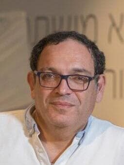 הרב שי פירון (צילום: אלי דסה ) הרב שי פירון
