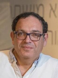 הרב שי פירון (צילום: אלי דסה ) הרב שי פירון