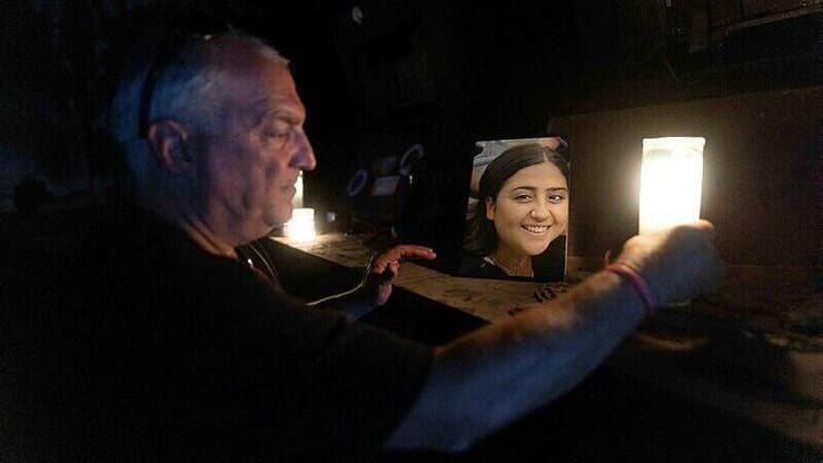 שנה אחרי טבח השבעה באוקטובר משפחות התצפיתניות שנרצחו בנחל עוז חוזרות לבסיס - שנה למלחמה