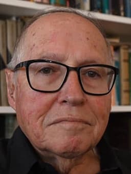 אליקים רובינשטיין בריאיון לאולפן ynet