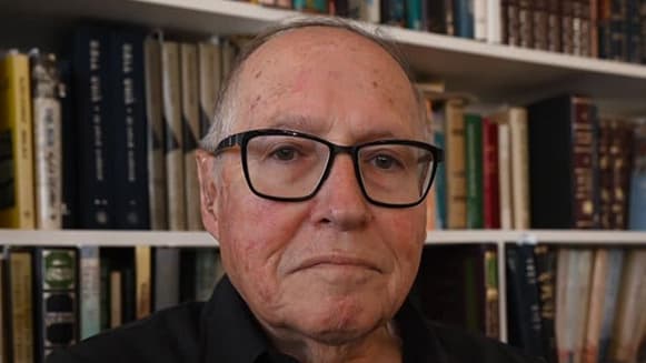 אליקים רובינשטיין בריאיון לאולפן ynet