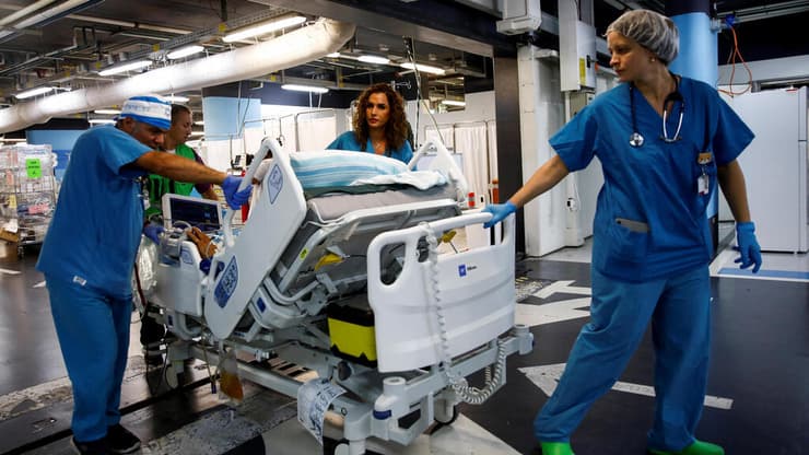 בית חולים רמב"ם פעל בשיא ימי המלחמה בתת-קרקע. ארכיון (צילום: REUTERS/Shir Torem) בית חולים רמב"ם עבר למתכונת בתת-קרקע