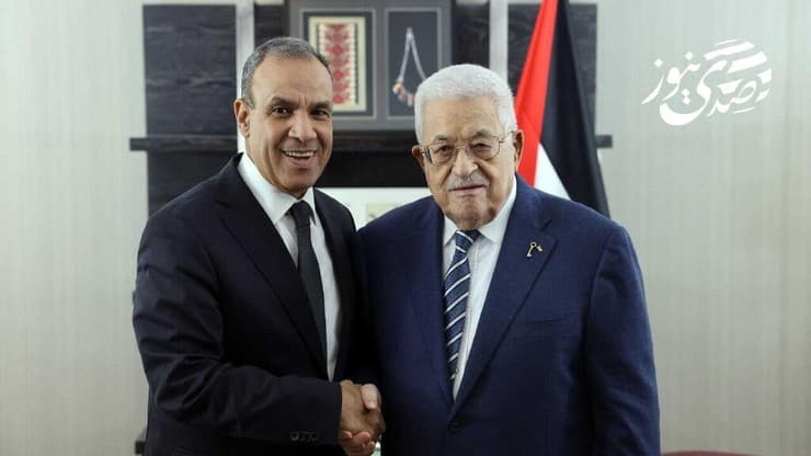 שר החוץ המצרי לצד אבו מאזן, בפגישה לפני שנה. "מצרים תמשיך לתמוך במימוש זכויותיו הלגיטימיות של העם הפלסטיני" בדר עבד אל עאטי ואבו מאזן