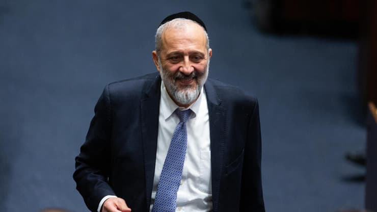 אריה דרעי