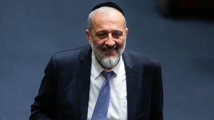 אריה דרעי