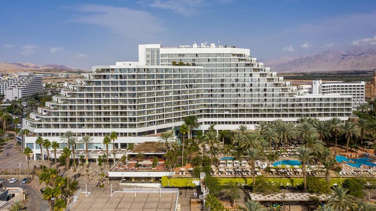 מלון רויאל ביץ' 