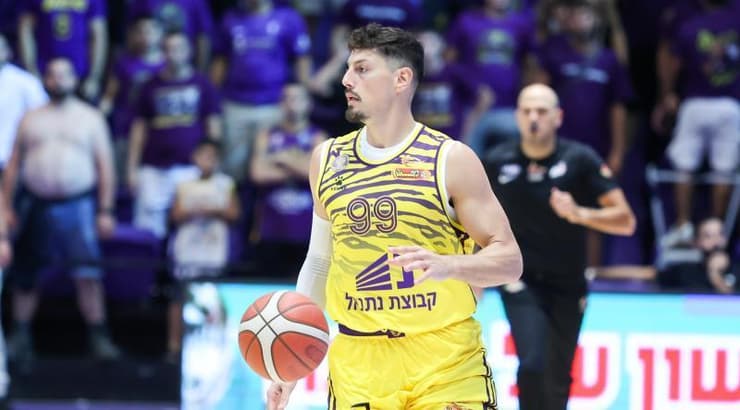 יפתח זיו (שחר גרוס) יפתח זיו