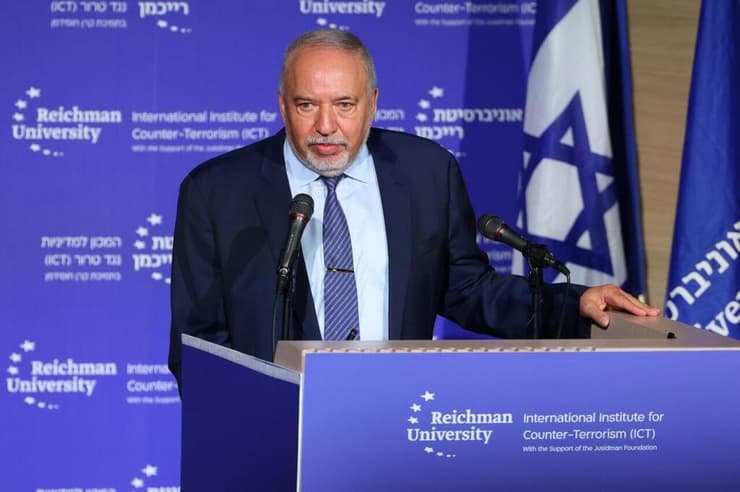 אביגדור ליברמן