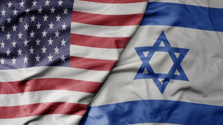 צילום: shutterstock דגלים דגל דגלי שווייץ ו ישראל