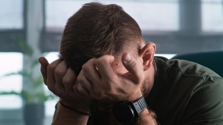 הפציעות אינן רק בגוף (צילום: Shutterstock) פוסט טראומה