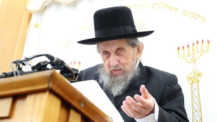 הרב דוב לנדו מכינוס שערך אמש ובו אמר את דבריו כנגד חוק הגיוס