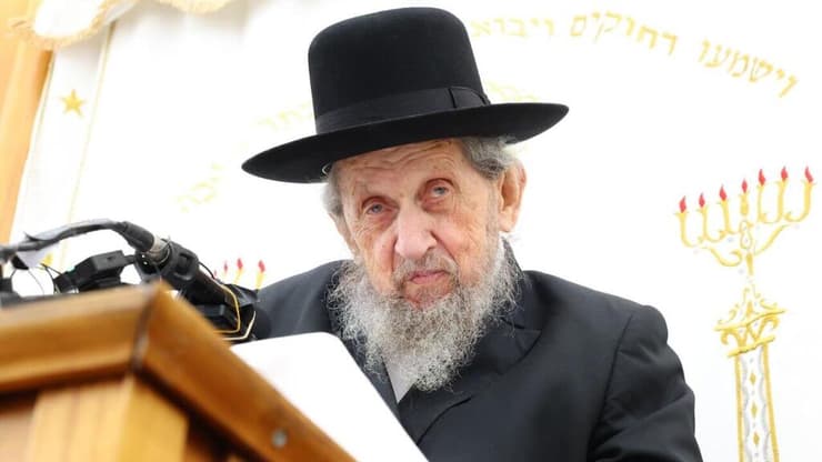 הרב דוב לנדו מכינוס שערך אמש ובו אמר את דבריו כנגד חוק הגיוס