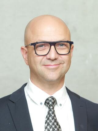 עו"ד אסף ורשה