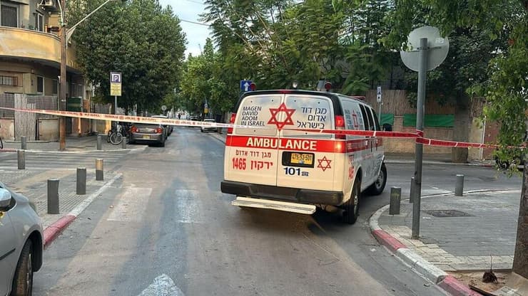 הזירה ברחוב חזקיהו המלך בתל אביב, בה אותר פעוט מת