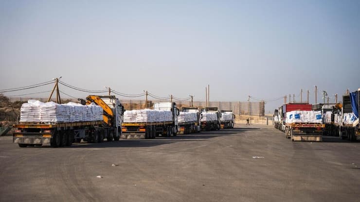  תיעוד מהעברת הסיוע ההומניטרי לצפון הרצועה דרך מעבר 'ארז מערב