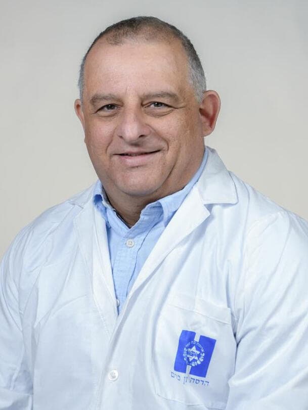 פרופ' רונן לקר, יו"ר החברה הישראלית לשבץ מוחי ומנהל היחידה לשבץ מוחי במרכז הרפואי הדסה עין כרם