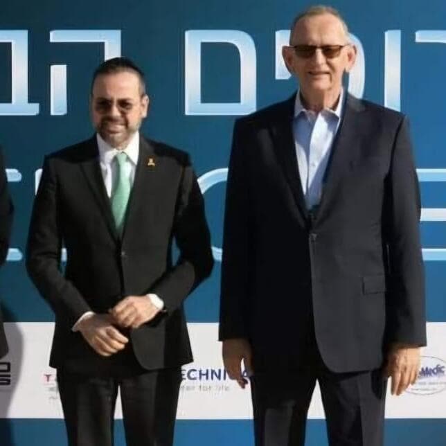 יוחנן לוקר, אריאל בוסו ושלומי קודש