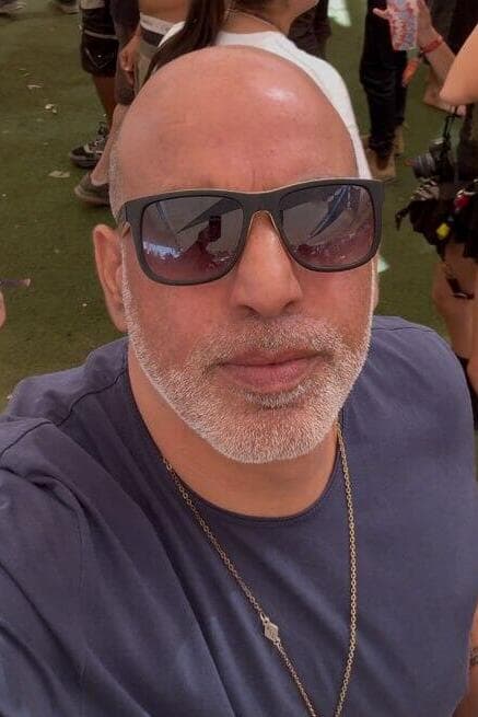 שלומי זיו, עבד כמאבטח במסיבת הנובה ברעים נחטף לעזה וחולץ על ידי כוחות צה"ל שלומי זיו, עבד כמאבטח במסיבת הנובה ברעים נחטף לעזה וחולץ על ידי כוחות צה"ל