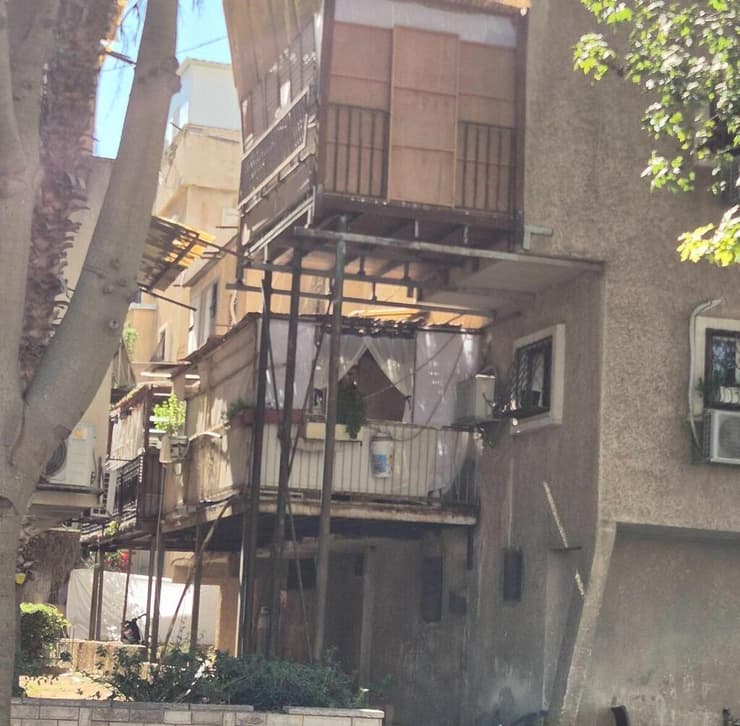 סוכות בני ברק חריגות בנייה עבירות בנייה