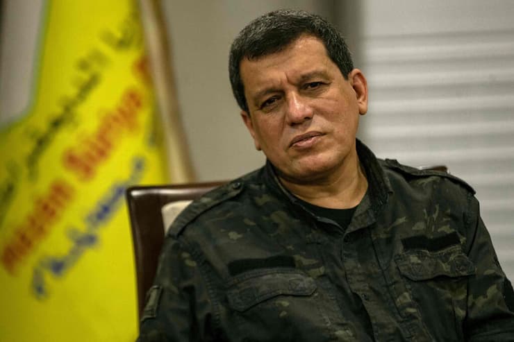 מזלום עבדי מפקד הכוחות הכורדיים ב סוריה SDF כורדים