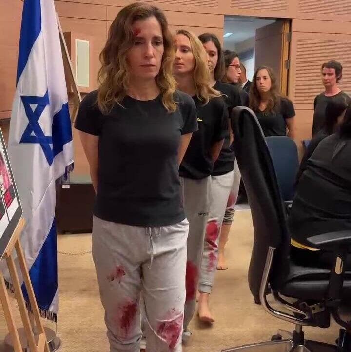 חברותיה של נעמה לוי בדיון הוועדה לקידום מעמד האישה בכנסת