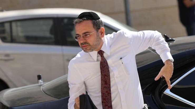 המלצות ועדת סל התרופות מתעכבות. בוסו (צילום: אלכס קולומויסקי) הח"כים מגיעים לישיבת הממשלה