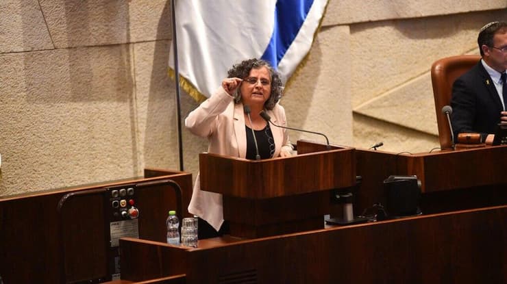 נשארה בחוץ, תומא-סלימאן (צילום: רפי קוץ) מליאת הכנסת - פתיחת מושב החורף של הכנסת