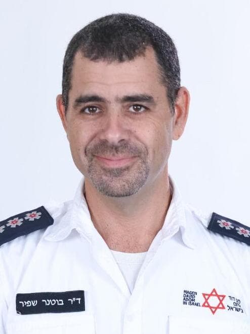 ד"ר שפיר בוטנר, מנהל בית הספר לפראמדיקים, מד"א