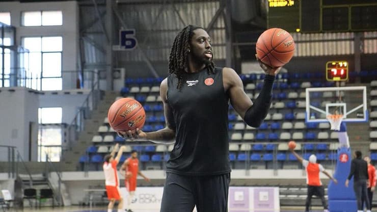 ישוב לארץ. מוטלי (צילום: באדיבות הפועל ת"א) מוטלי