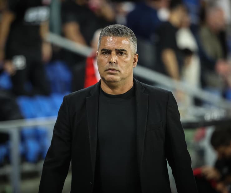 בדיוק מה שאשדוד צריכה. סילבס (צילום: עוז מועלם) מאמן הפועל חדרה חיים סילבס