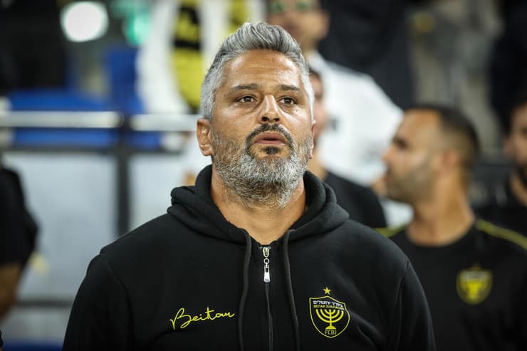 הציב לשועה דרישות שלא הכיר. יצחקי (צילום: עוז מועלם) מאמן בית"ר ירושלים ברק יצחקי