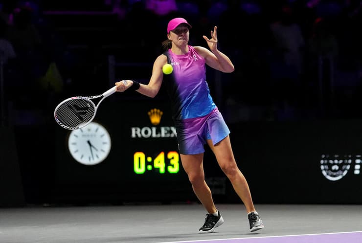 איגה שוויונטק