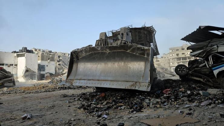 דחפור D9 רצועת עזה