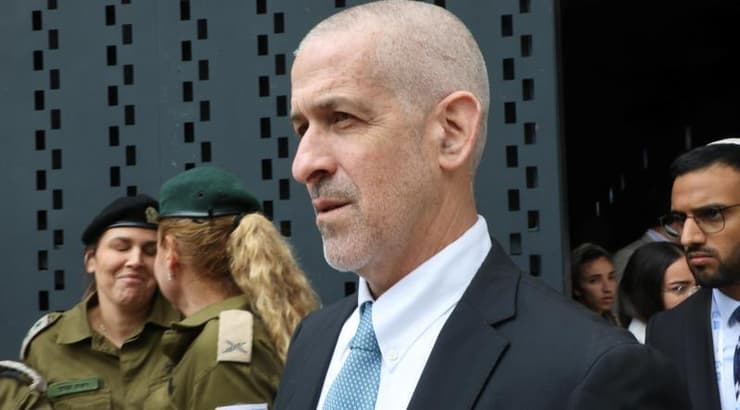 אם חקירת קטאר לא תעלה דבר, בר יואשם בציד מכשפות נגד רה"מ