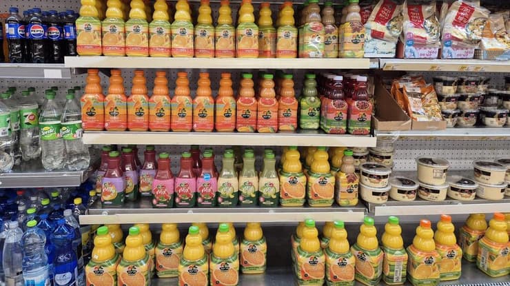 מדפים בסופר ללא פרימור 