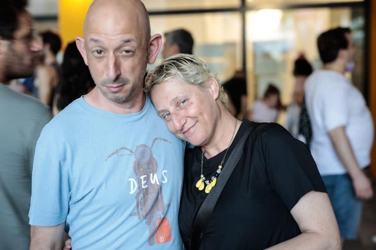 נגה קלינגר ובעלה יוני