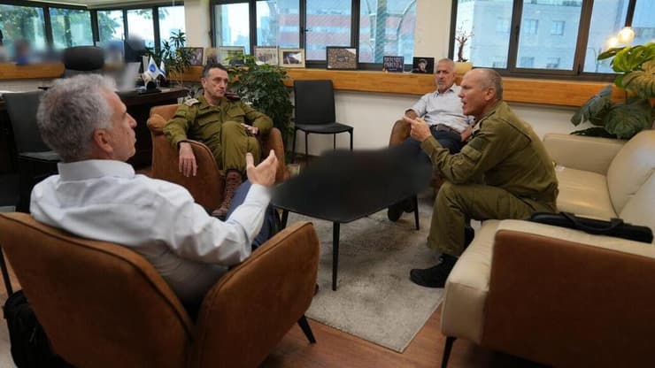 רמטכ"ל הרצי הלוי ראש המוסד דדי ברנע ניצן אלון ראש השב"כ רונן בר דיון על עסקת חטופים רצועת עזה לפני פגישה עם נתניהו