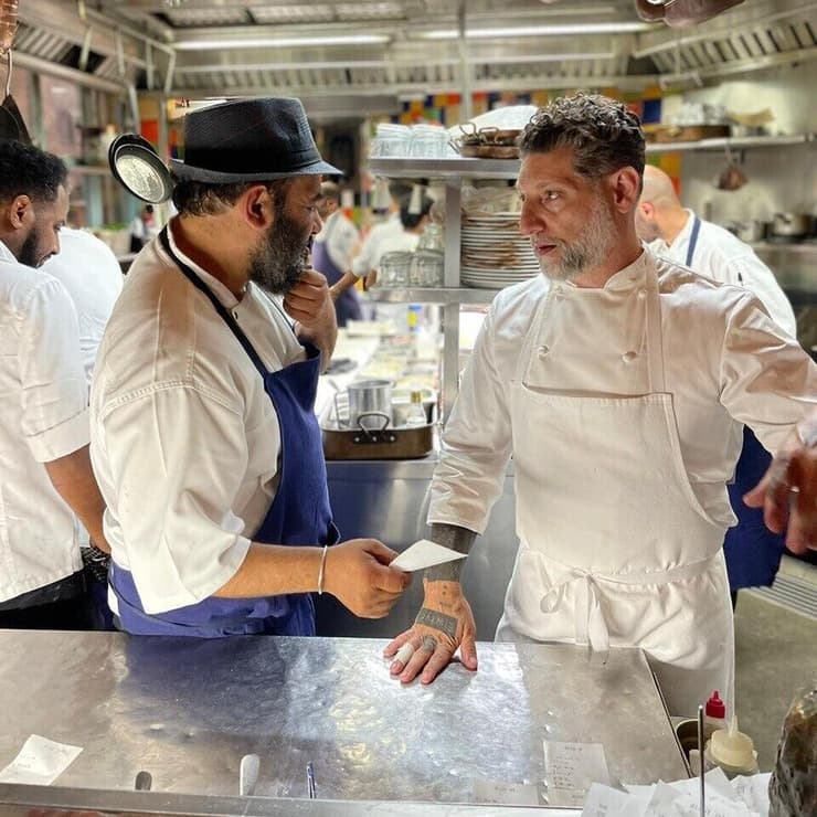 אסף גרניט ואורי נבון. מסעדה נוספת (צילום: קבוצת מחניודה) אסף גרניט ואורי נבון